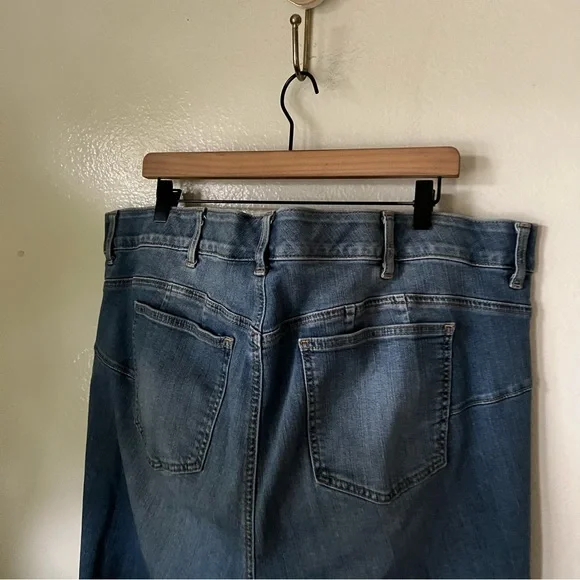 Torrid | Short Bombshell Skinny Premium Stretch High-Rise Jean - Picture 5 of 7